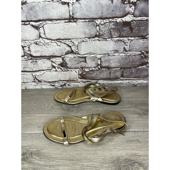 Tods Gold Leather Open Toe Ankle Strap Flats Sandals Women’s Sz 35EU/5M US - Picture 1 of 16